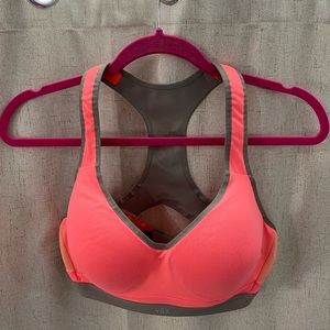 Victoria’s Secret Sport underwire bra 36D